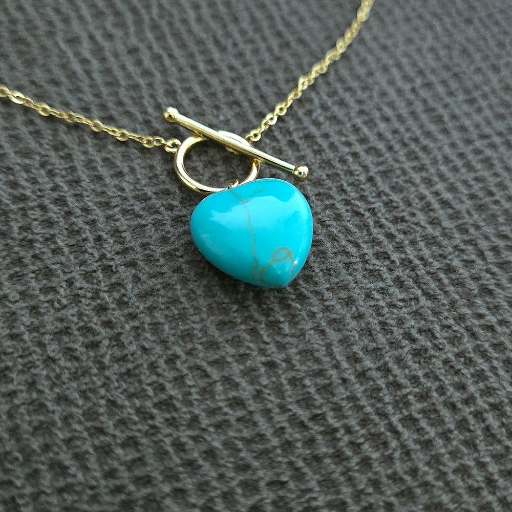 Blue Jade Heart🩵 Pendant Toggle Necklace - NWT - Picture 11 of 16